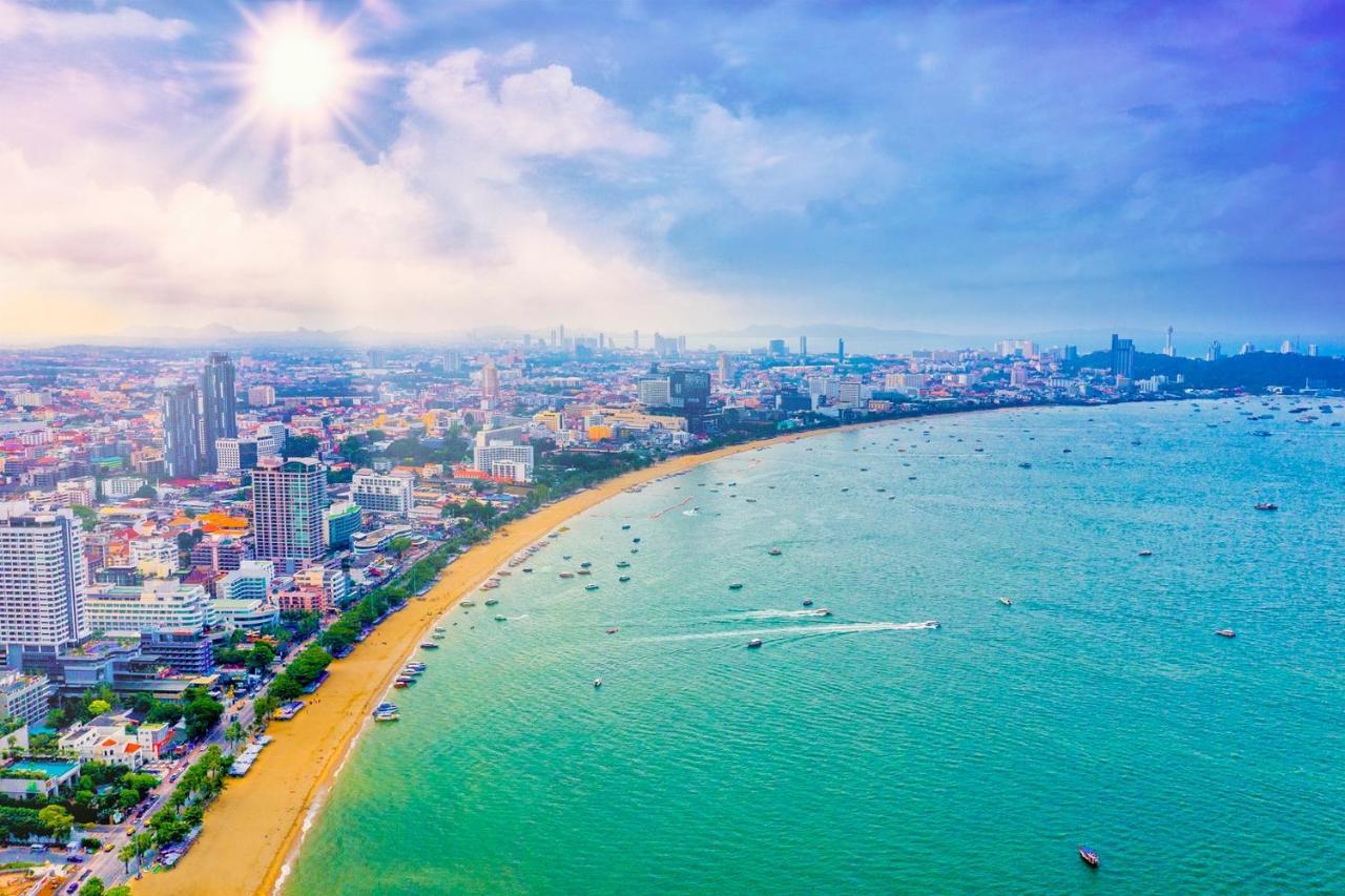 Oyo 1066 Encore Sea Side Pattaja Kültér fotó