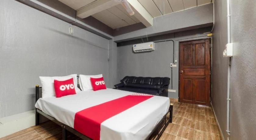 Oyo 1066 Encore Sea Side Pattaja Kültér fotó