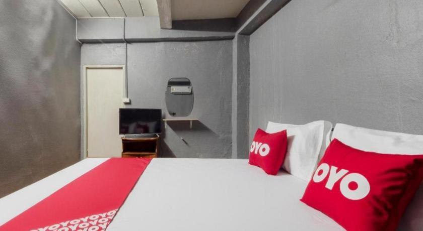 Oyo 1066 Encore Sea Side Pattaja Kültér fotó